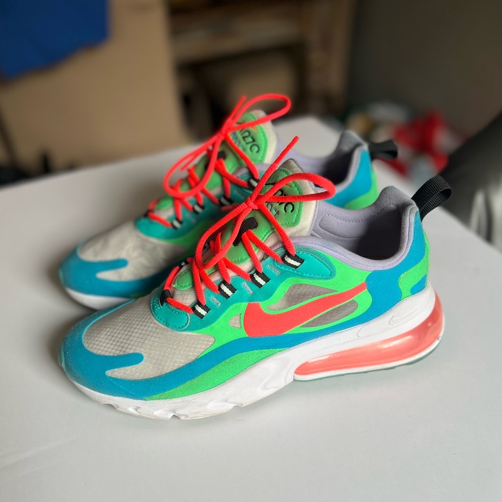 Air Max Reacts